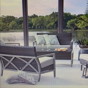 Meet your Posher, Tamika